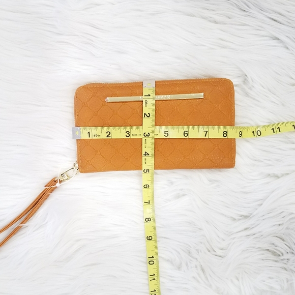 Nwot steve madden zipper wristlet wal… - Picture 11 of 11